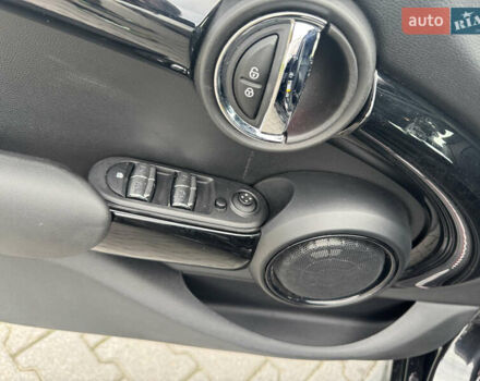 Черный Мини Купер, объемом двигателя 2 л и пробегом 34 тыс. км за 23000 $, фото 20 на Automoto.ua