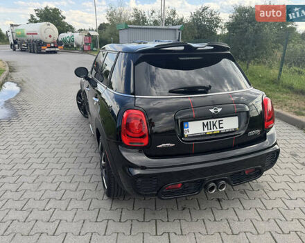 Черный Мини Купер, объемом двигателя 2 л и пробегом 34 тыс. км за 23000 $, фото 6 на Automoto.ua