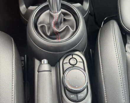 Черный Мини Купер, объемом двигателя 2 л и пробегом 34 тыс. км за 23000 $, фото 25 на Automoto.ua