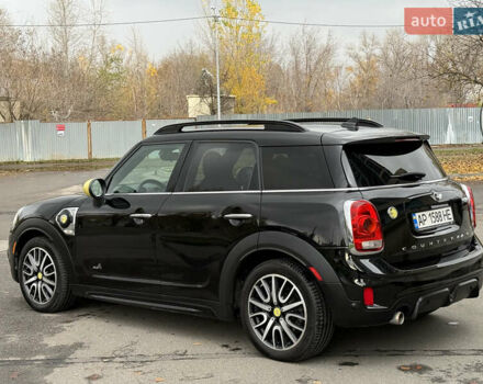 Черный Мини Купер, объемом двигателя 1.5 л и пробегом 108 тыс. км за 21100 $, фото 7 на Automoto.ua