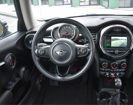 Чорний Міні Cooper, об'ємом двигуна 1.5 л та пробігом 85 тис. км за 13700 $, фото 3 на Automoto.ua