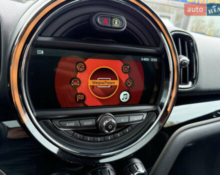 Черный Мини Купер, объемом двигателя 1.5 л и пробегом 108 тыс. км за 21100 $, фото 32 на Automoto.ua