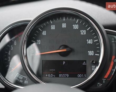Чорний Міні Cooper, об'ємом двигуна 1.5 л та пробігом 85 тис. км за 13700 $, фото 4 на Automoto.ua