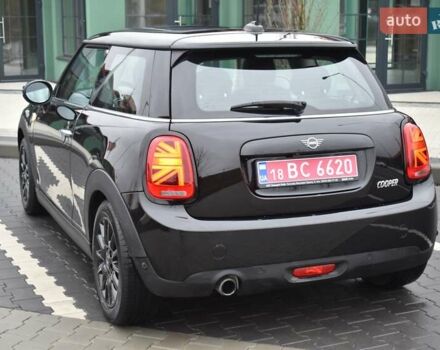 Чорний Міні Cooper, об'ємом двигуна 1.5 л та пробігом 85 тис. км за 13700 $, фото 11 на Automoto.ua