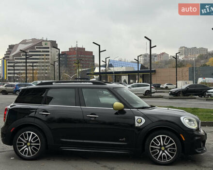 Черный Мини Купер, объемом двигателя 1.5 л и пробегом 108 тыс. км за 21100 $, фото 2 на Automoto.ua