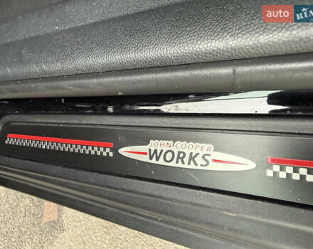 Черный Мини Купер, объемом двигателя 1.5 л и пробегом 108 тыс. км за 21100 $, фото 16 на Automoto.ua