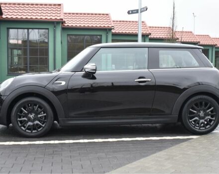 Чорний Міні Cooper, об'ємом двигуна 1.5 л та пробігом 85 тис. км за 13700 $, фото 1 на Automoto.ua