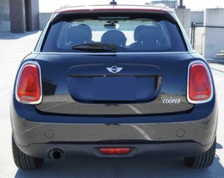 Чорний Міні Cooper, об'ємом двигуна 1.5 л та пробігом 47 тис. км за 11700 $, фото 4 на Automoto.ua