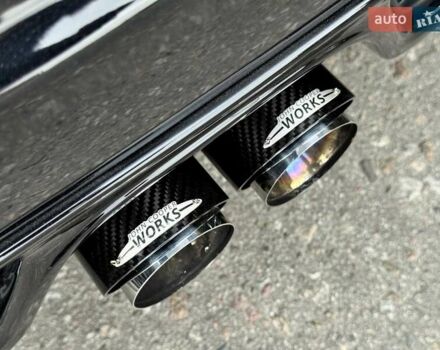 Черный Мини Купер, объемом двигателя 2 л и пробегом 65 тыс. км за 32000 $, фото 20 на Automoto.ua