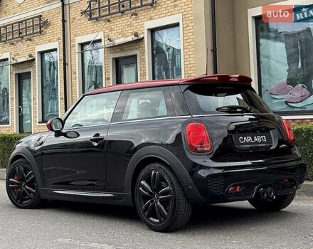 Черный Мини Купер, объемом двигателя 2 л и пробегом 65 тыс. км за 32000 $, фото 14 на Automoto.ua