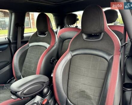 Черный Мини Купер, объемом двигателя 2 л и пробегом 65 тыс. км за 32000 $, фото 31 на Automoto.ua