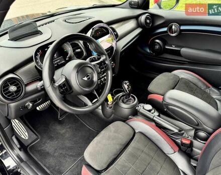 Черный Мини Купер, объемом двигателя 2 л и пробегом 65 тыс. км за 32000 $, фото 22 на Automoto.ua