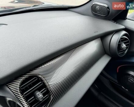 Черный Мини Купер, объемом двигателя 2 л и пробегом 65 тыс. км за 32000 $, фото 26 на Automoto.ua