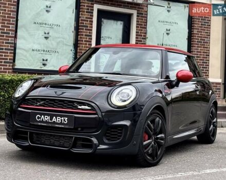 Черный Мини Купер, объемом двигателя 2 л и пробегом 65 тыс. км за 32000 $, фото 4 на Automoto.ua