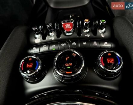 Черный Мини Купер, объемом двигателя 2 л и пробегом 65 тыс. км за 32000 $, фото 30 на Automoto.ua