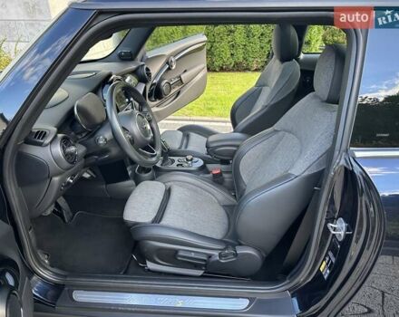 Чорний Міні Cooper, об'ємом двигуна 0 л та пробігом 21 тис. км за 16500 $, фото 6 на Automoto.ua