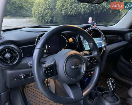 Чорний Міні Cooper, об'ємом двигуна 1.5 л та пробігом 25 тис. км за 25000 $, фото 21 на Automoto.ua