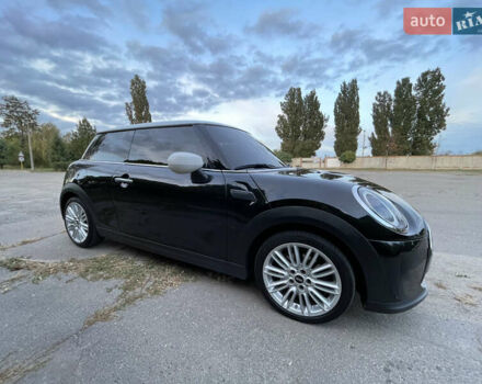 Чорний Міні Cooper, об'ємом двигуна 1.5 л та пробігом 25 тис. км за 25000 $, фото 10 на Automoto.ua
