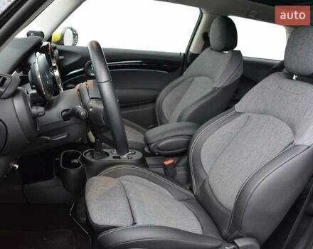 Черный Мини Купер, объемом двигателя 0 л и пробегом 11 тыс. км за 19843 $, фото 4 на Automoto.ua