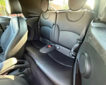 Мини Купер 2015 в Львове на Automoto.ua Черный Мини Купер, объемом двигателя 1.6 л и пробегом 79 тыс. км за 5500 $, фото 10 на Automoto.ua