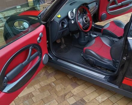 Чорний Міні Cooper, об'ємом двигуна 1.6 л та пробігом 230 тис. км за 4300 $, фото 9 на Automoto.ua
