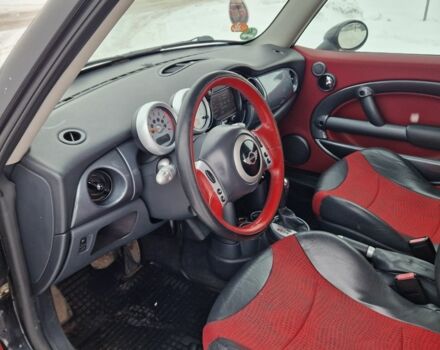Чорний Міні Cooper, об'ємом двигуна 1.6 л та пробігом 230 тис. км за 5450 $, фото 5 на Automoto.ua