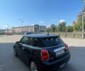 Черный Мини Купер, объемом двигателя 1.5 л и пробегом 171 тыс. км за 8500 $, фото 4 на Automoto.ua