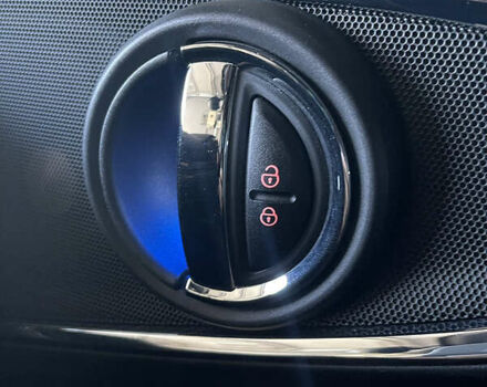 Черный Мини Купер, объемом двигателя 2 л и пробегом 70 тыс. км за 17500 $, фото 43 на Automoto.ua