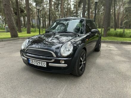 Мини Купер 2002 в Чернигове на Automoto.ua Черный Мини Купер, объемом двигателя 1.6 л и пробегом 230 тыс. км за 4300 $, фото 1 на Automoto.ua
