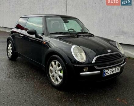 Черный Мини Купер, объемом двигателя 1.6 л и пробегом 275 тыс. км за 4450 $, фото 1 на Automoto.ua