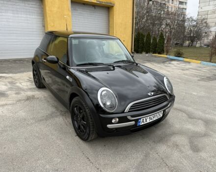 Чорний Міні Cooper, об'ємом двигуна 1.4 л та пробігом 300 тис. км за 4850 $, фото 1 на Automoto.ua