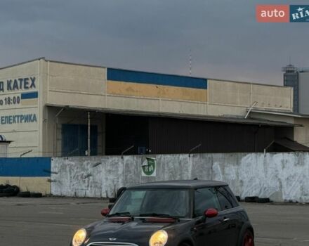 Черный Мини Купер, объемом двигателя 1.6 л и пробегом 151 тыс. км за 4700 $, фото 1 на Automoto.ua