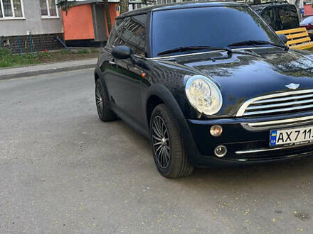 Чорний Міні Cooper, об'ємом двигуна 1.6 л та пробігом 196 тис. км за 4250 $, фото 1 на Automoto.ua