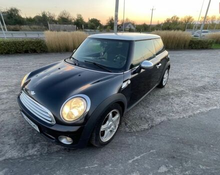 Чорний Міні Cooper, об'ємом двигуна 1.6 л та пробігом 371 тис. км за 5200 $, фото 1 на Automoto.ua