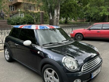 Чорний Міні Cooper, об'ємом двигуна 1.6 л та пробігом 142 тис. км за 7400 $, фото 1 на Automoto.ua