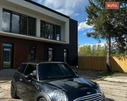 Черный Мини Купер, объемом двигателя 1.6 л и пробегом 270 тыс. км за 5300 $, фото 1 на Automoto.ua
