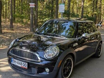 Чорний Міні Cooper, об'ємом двигуна 1.6 л та пробігом 223 тис. км за 8500 $, фото 1 на Automoto.ua