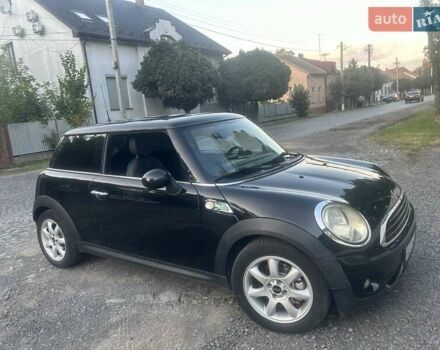 Чорний Міні Cooper, об'ємом двигуна 1.4 л та пробігом 271 тис. км за 6000 $, фото 1 на Automoto.ua