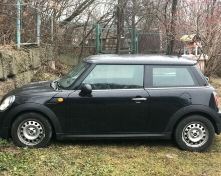 Чорний Міні Cooper, об'ємом двигуна 1.6 л та пробігом 268 тис. км за 5600 $, фото 1 на Automoto.ua
