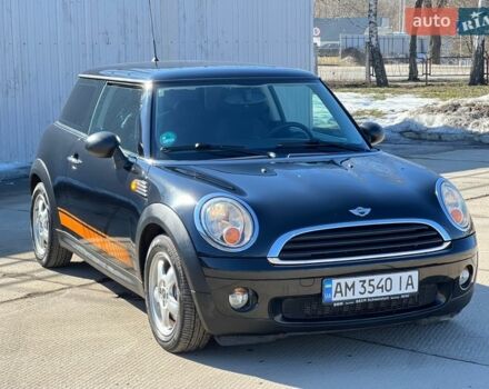 Чорний Міні Cooper, об'ємом двигуна 1.6 л та пробігом 174 тис. км за 6000 $, фото 1 на Automoto.ua