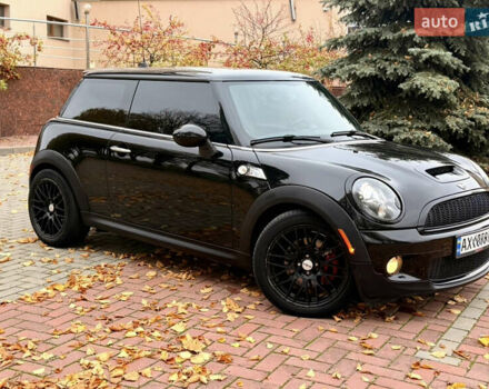 Черный Мини Купер, объемом двигателя 1.6 л и пробегом 119 тыс. км за 6700 $, фото 1 на Automoto.ua