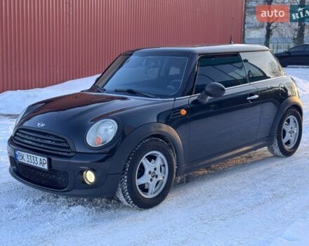 Чорний Міні Cooper, об'ємом двигуна 1.6 л та пробігом 300 тис. км за 5350 $, фото 1 на Automoto.ua