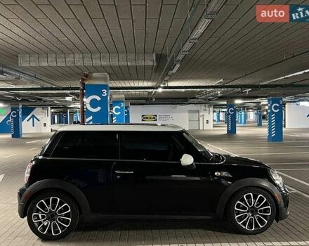 Чорний Міні Cooper, об'ємом двигуна 1.6 л та пробігом 216 тис. км за 7500 $, фото 1 на Automoto.ua