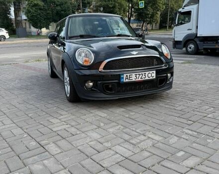 Чорний Міні Cooper, об'ємом двигуна 1.6 л та пробігом 105 тис. км за 8500 $, фото 1 на Automoto.ua