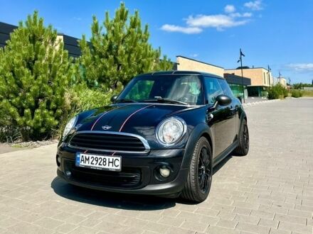 Чорний Міні Cooper, об'ємом двигуна 1.6 л та пробігом 130 тис. км за 7800 $, фото 1 на Automoto.ua