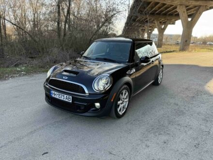 Черный Мини Купер, объемом двигателя 1.6 л и пробегом 134 тыс. км за 7600 $, фото 1 на Automoto.ua