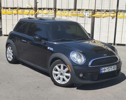 Чорний Міні Cooper, об'ємом двигуна 1.6 л та пробігом 135 тис. км за 8509 $, фото 1 на Automoto.ua
