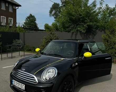 Черный Мини Купер, объемом двигателя 1.6 л и пробегом 116 тыс. км за 9800 $, фото 1 на Automoto.ua