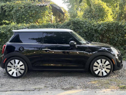 Черный Мини Купер, объемом двигателя 2 л и пробегом 125 тыс. км за 12999 $, фото 1 на Automoto.ua