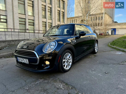 Чорний Міні Cooper, об'ємом двигуна 1.5 л та пробігом 125 тис. км за 10700 $, фото 1 на Automoto.ua